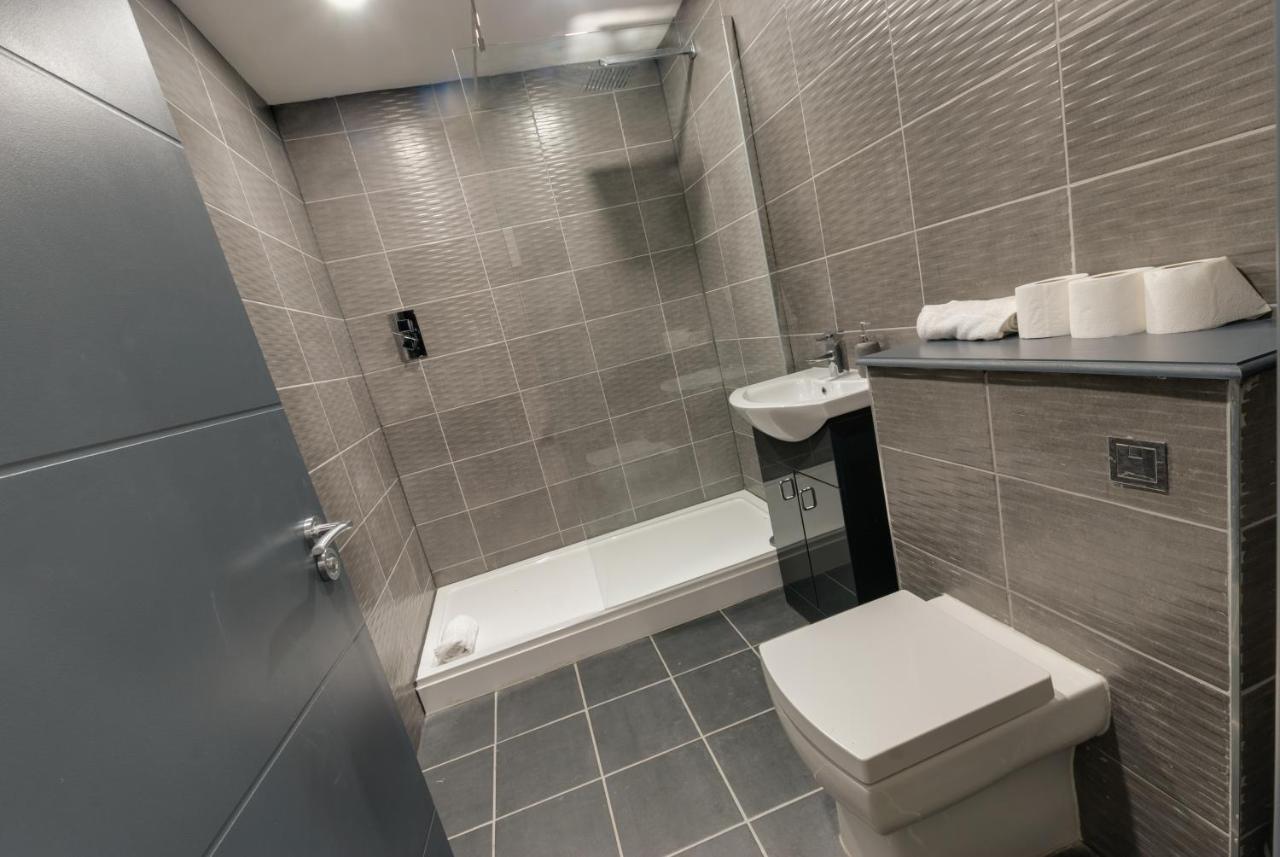 Harrisons Aparthotel Ливърпул Екстериор снимка