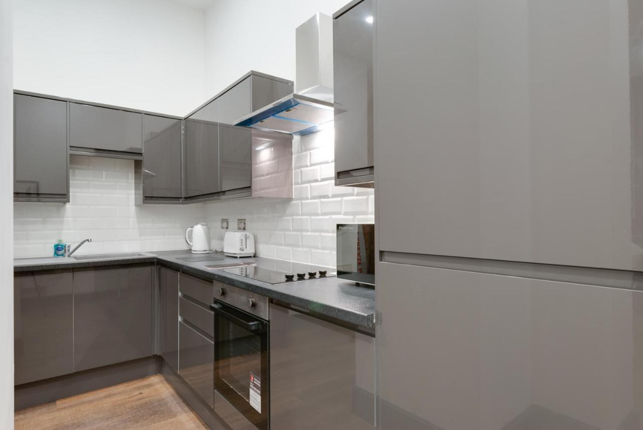 Harrisons Aparthotel Ливърпул Екстериор снимка